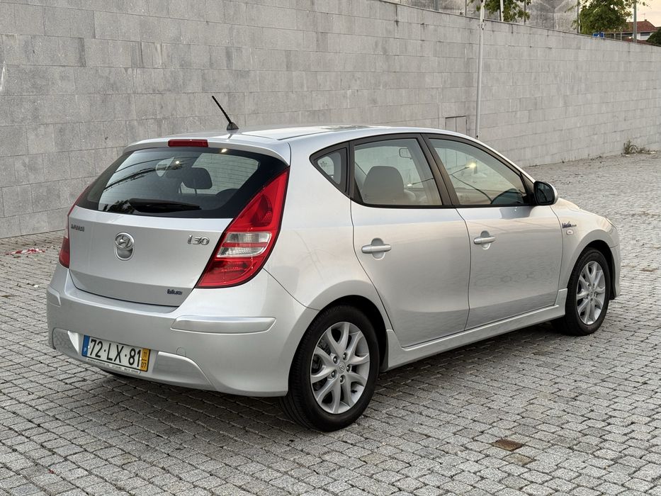 Hyundai I30 1.4i 109cv gasolina blue drive
