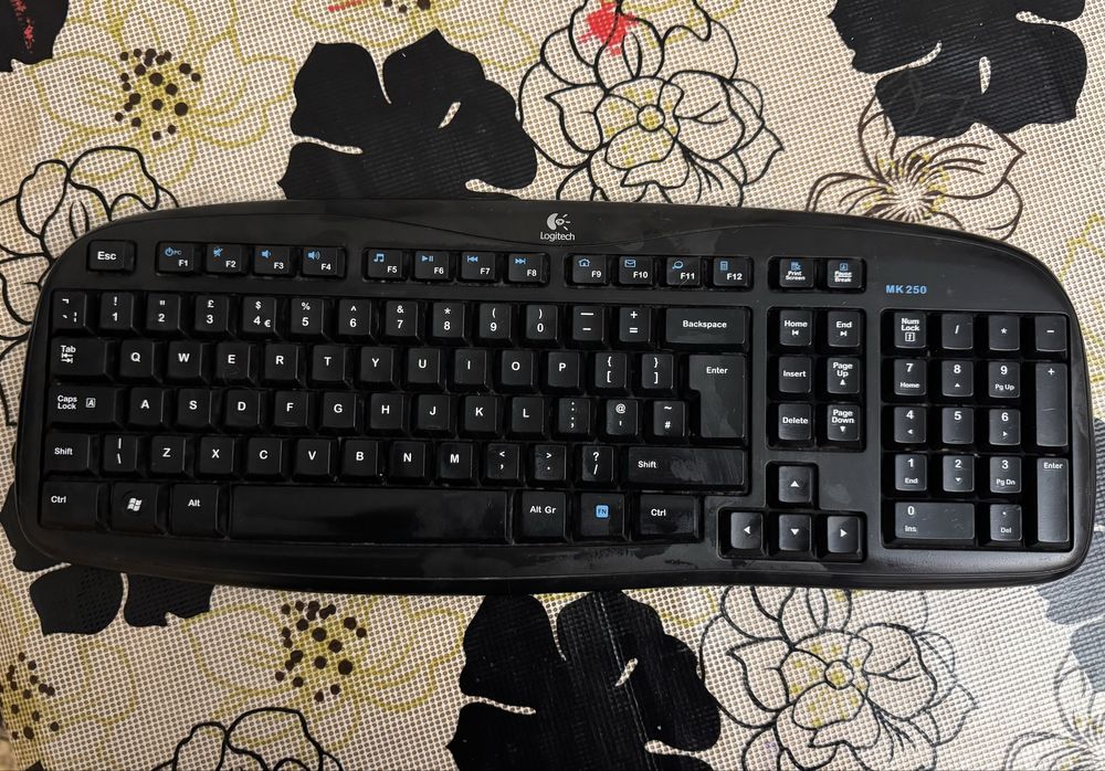 Бездротова клавіатура logitech mk250 desktop