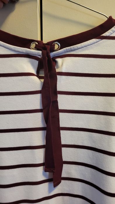 Sweter w paski marki Massimo Dutti