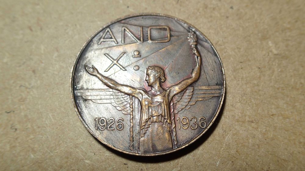 Medalha de Bronze, Portugal , a revolução contínua 1926/1936