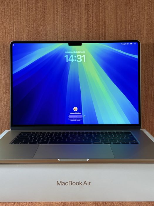 MacBook praticamente novo — apenas 2 meses de uso