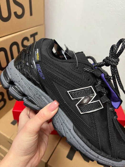 Мужские кроссовки New Balance 1906R Pocket Cordura "Black-Grey" 40-45