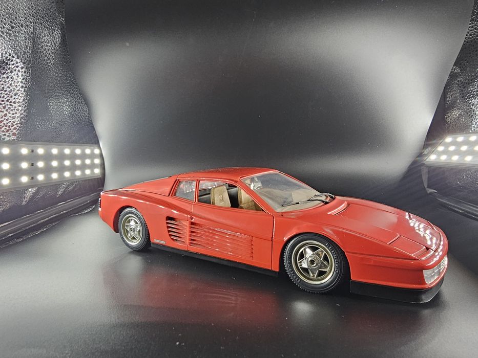 Ferrari Testarossa 1/18 модель