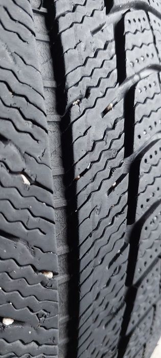 Продам комплект скатів 2018року