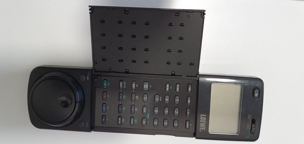 Oryginalny pilot LOEWE. UR65EC227 RCA VHS VTR TV jedyny w sprzedaży!