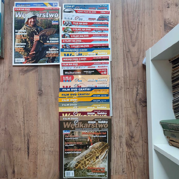 Duża paka RETRO PRL magazynów wędkarskich