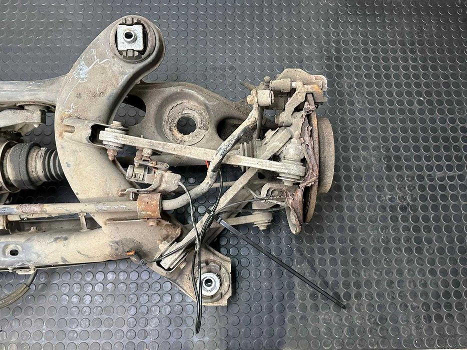 Eixo traseiro  Diferencial Mercedes W204 - C220