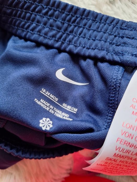 Paris Saint Germain (PSG) strój piłkarski 18-24 miesiące Nike