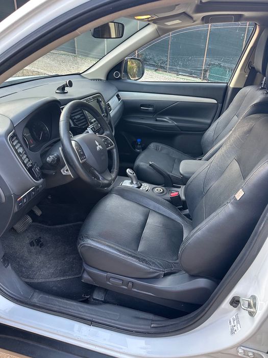 Mitsubihi Outlander PHEV