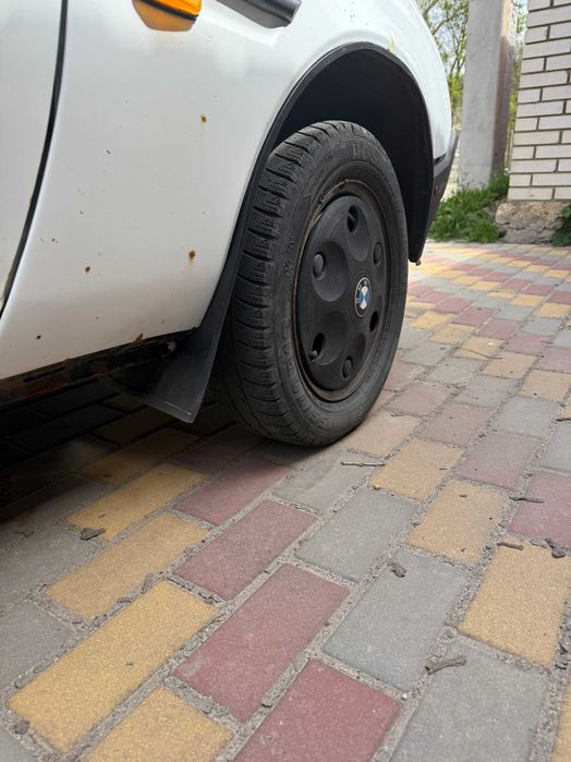 Продам автомобіль Таврія