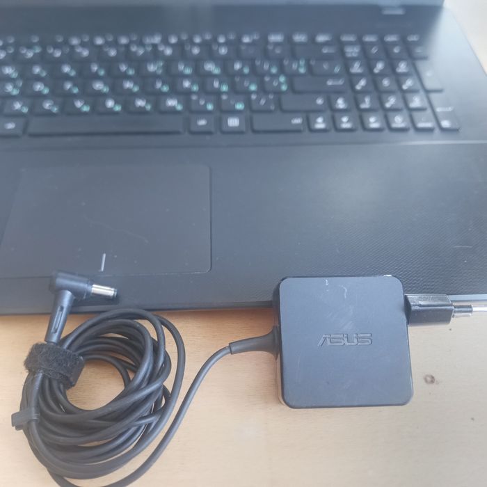 Продам ноутбук Asus X751S