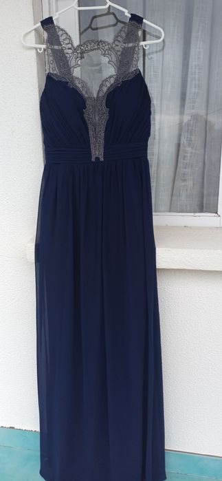 Vendo vestido de cerimônia