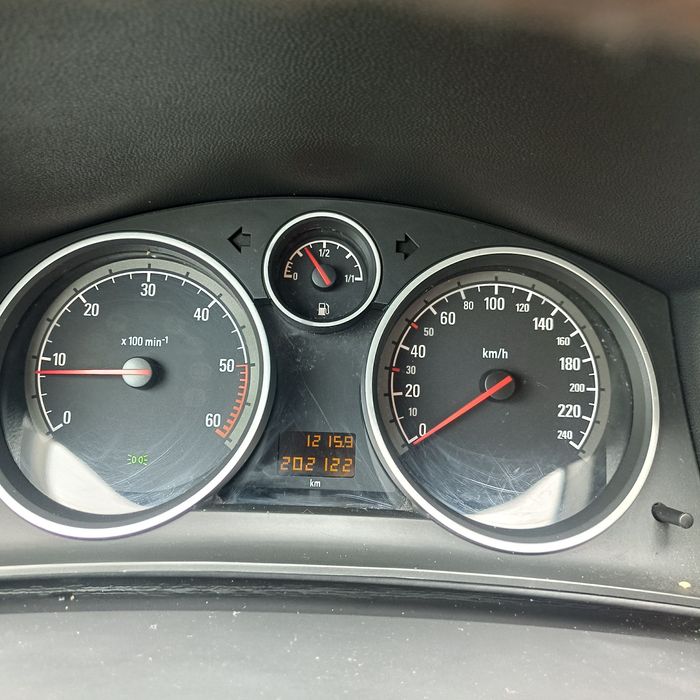 Opel Astra 2009 rok