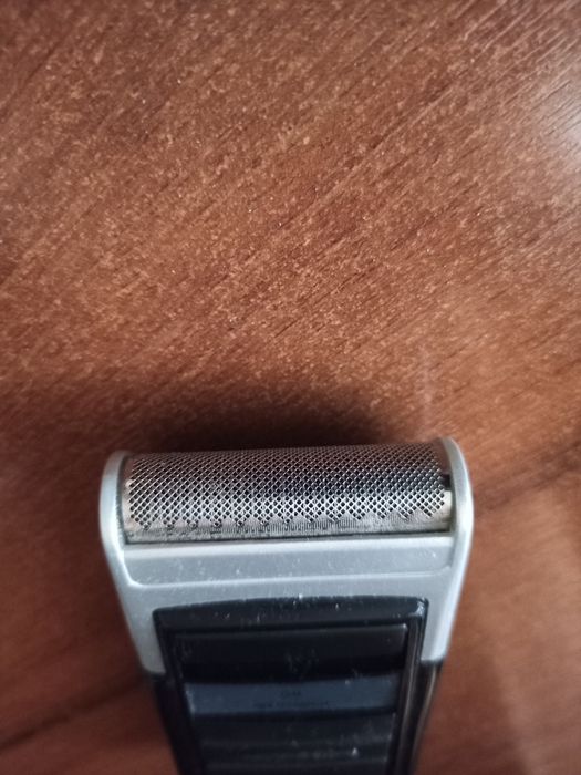 Електробритва робоча з зарядним