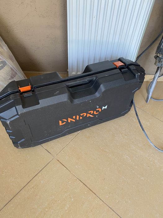 Оренда відбійного молотка Дніпро М