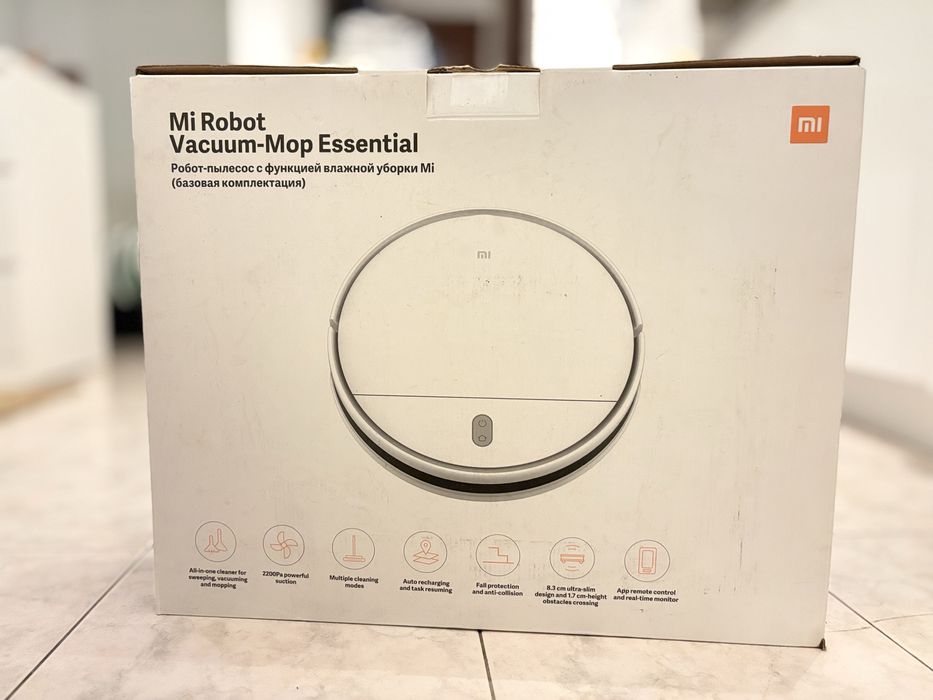 Mi Robot Vacuum-Mop Essential