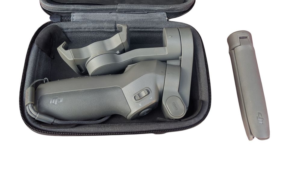 DJI Osmo Mobile 3 стабілізатор-монопод для смартфона 3-осьовий гімбал