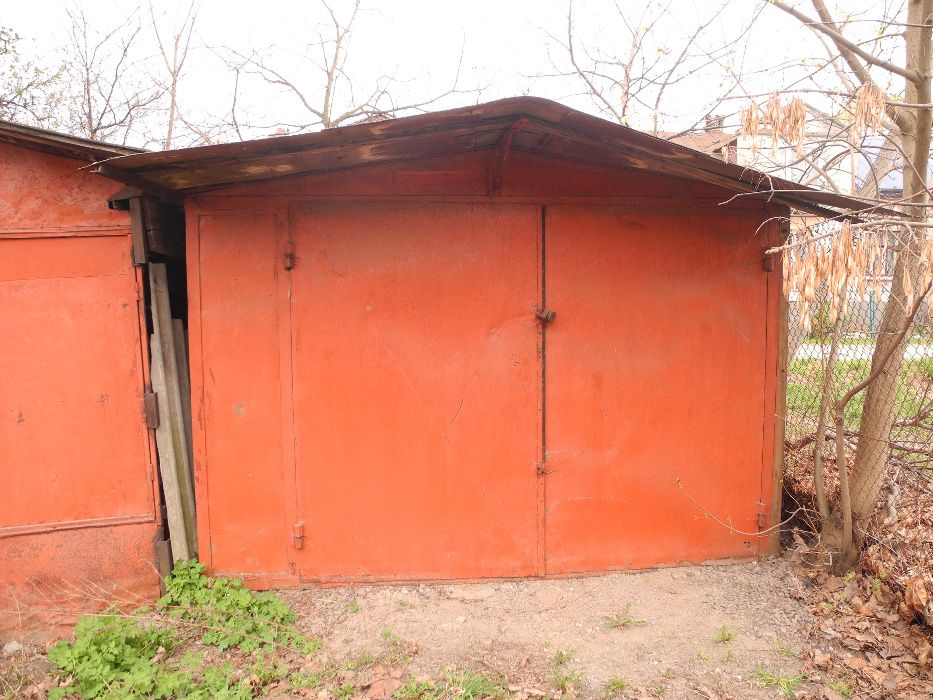 Гараж металевий без місця