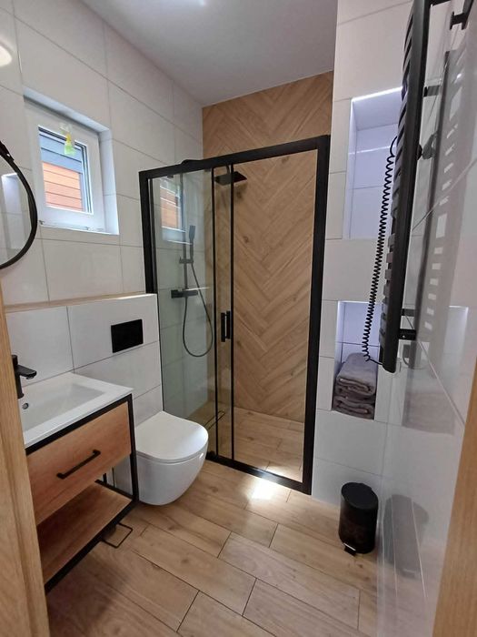 DOMEK NAD ZALEWEM KORONOWSKIM! 6 osób - jacuzzi ! sauna ! bilard ! klimatyzacja