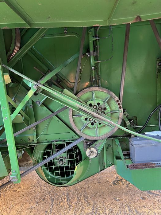 Свіжо привезений John Deere 965