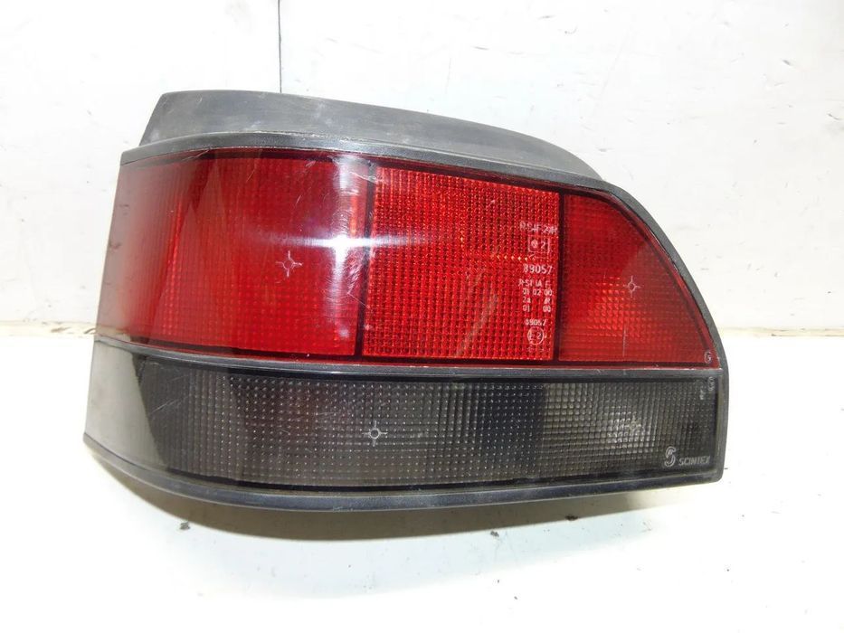 Renault clio tampão gasolina/Farolim
