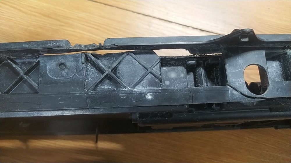 Audi etron q6 жалюзі 85h121219e