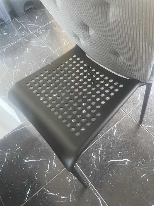 Mesa e 3 cadeiras