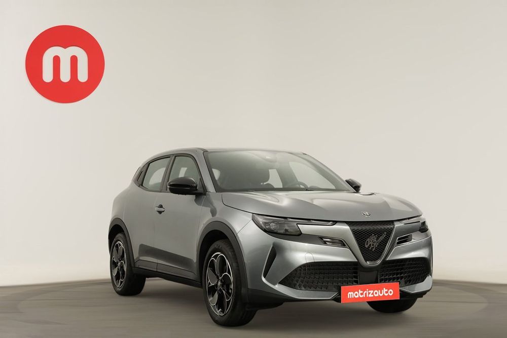 Alfa Romeo Junior Elletrica 50 kWh
