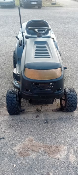 Tractor corta relva 15cv e meio mtd