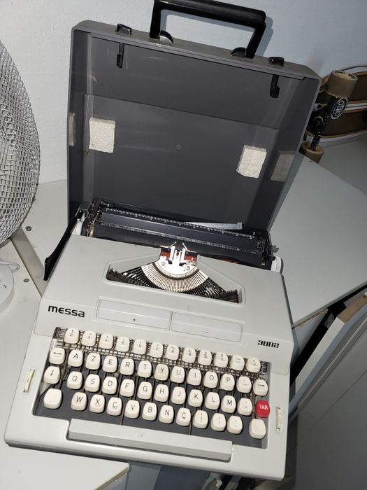 máquina de escrever