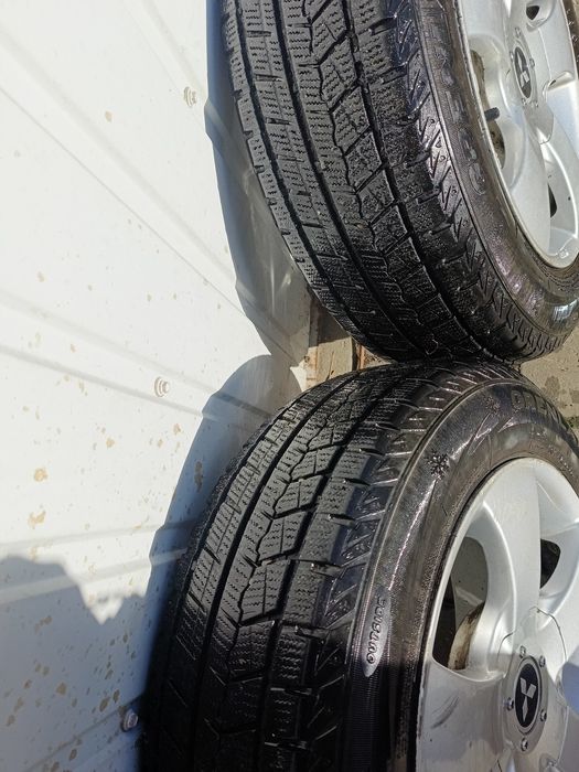 Колеса диски шини в зборі мітсубісі R15