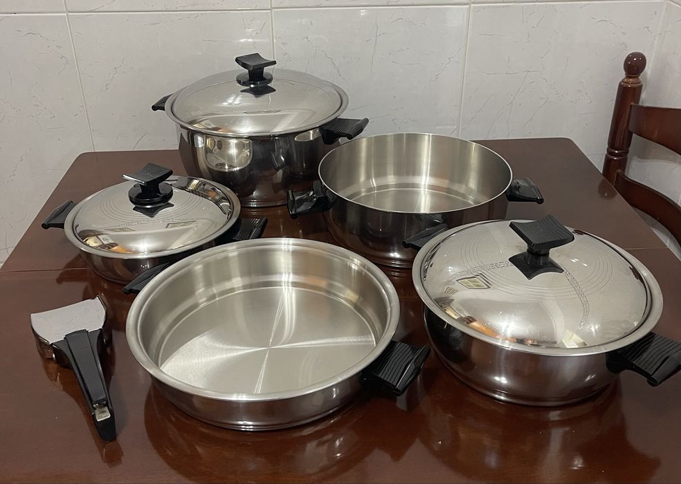Trem de cozinha RENA WARE-Novo
