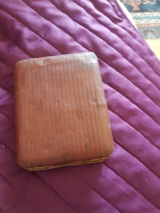 papierośnica metalowa PRL