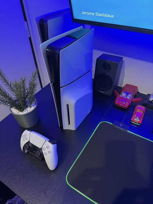 PS5 Slim 1TB - Como nova!