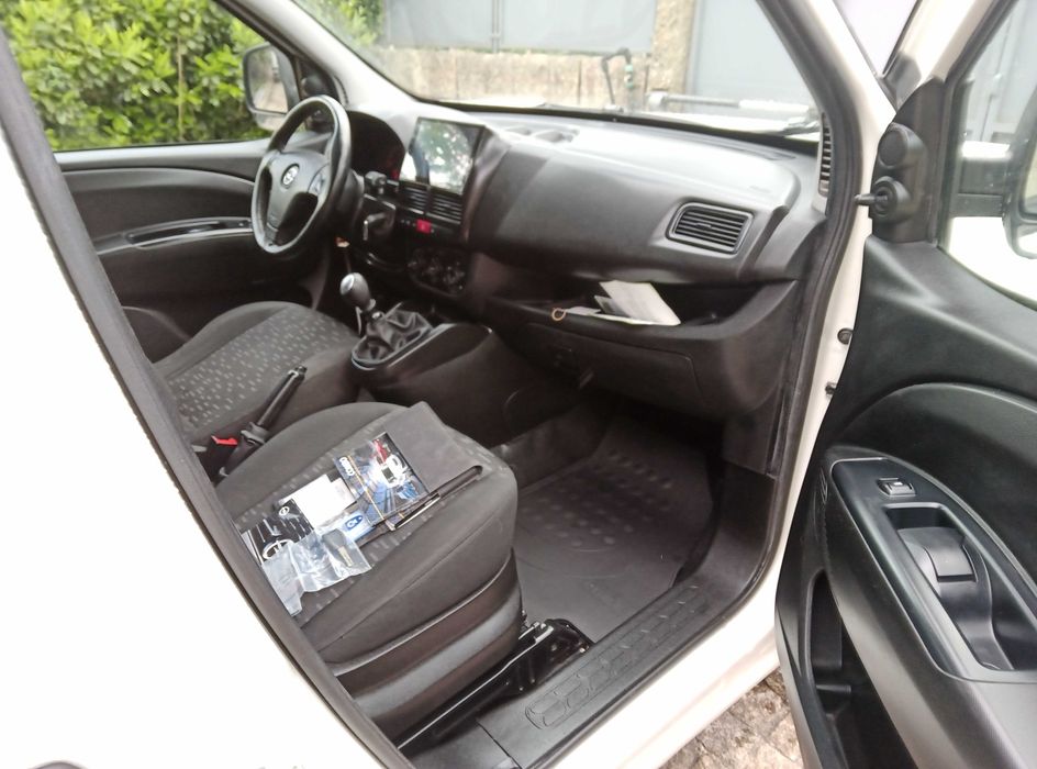 Opel Combo Maxi - Com Iva Dedutivel