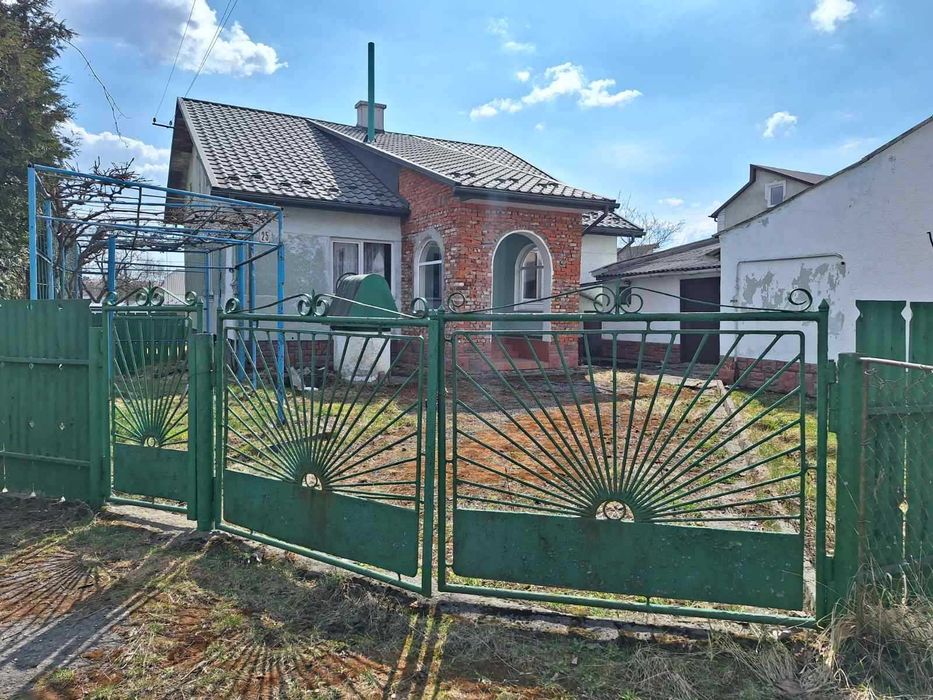 терміновий продаж будинку у Самборі Львівська обл