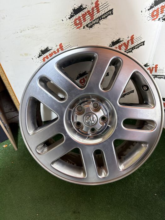 Komplet alufelg 5x115 20”