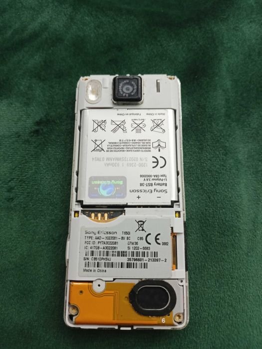 Sonyericsson T650 bez blokady sim-lock