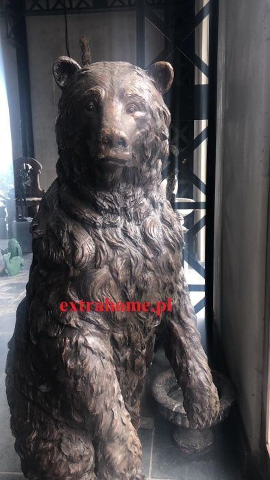 Niedźwiedź figura z brązu H200cm