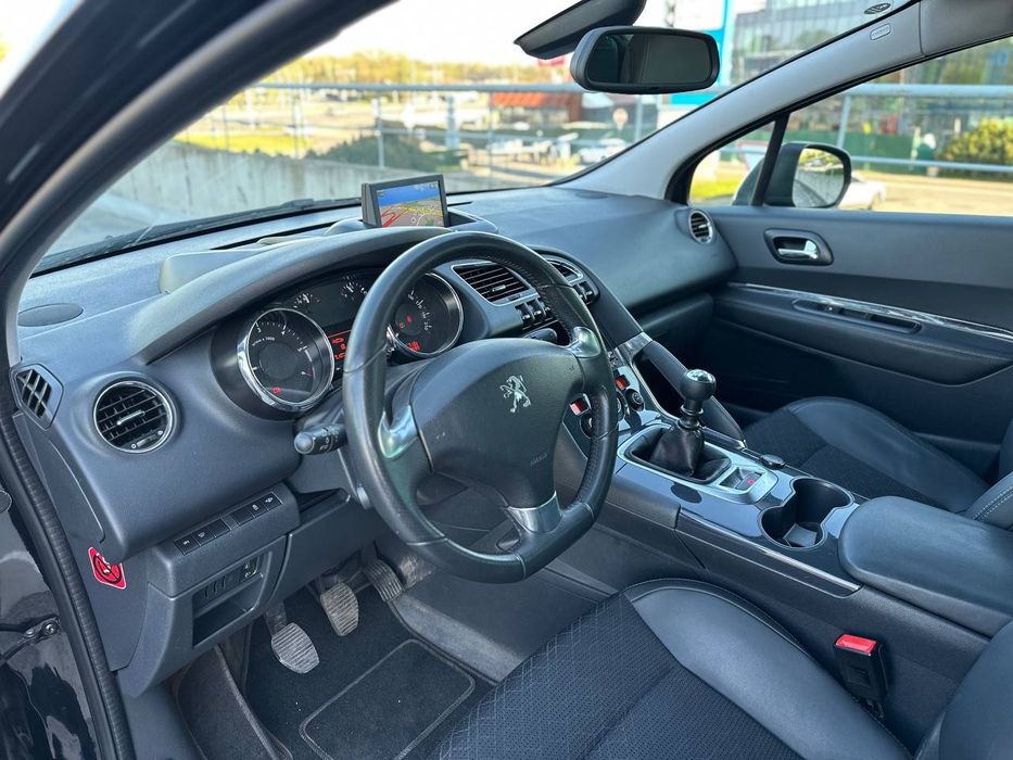 Peugeot 3008 2016 року, 1.6 дизель, механіка, передній привід, 178км