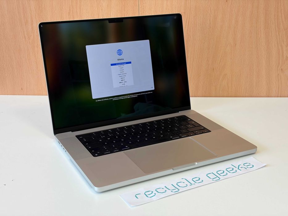 Macbook Pro A2485 16,2'' 2021 M1 Max 32GB Ram 512GB macOS Sequoia