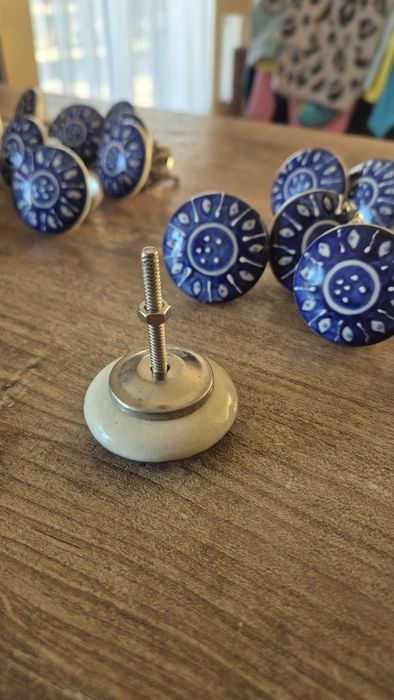 Gałki do mebli ceramiczne