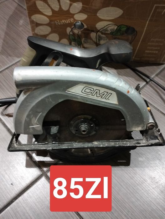 Piła ręczna elektryczna do drewnaPilarka CMI C-HKS 1200.185