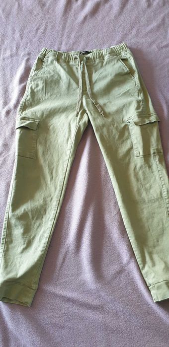 Spodnie Cropp r. 38