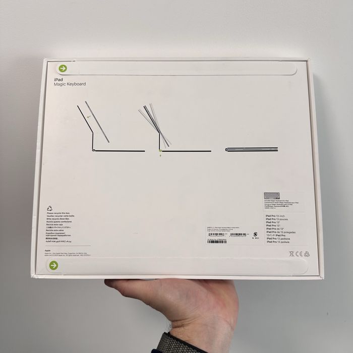 Клавіатура Magic Keyboard для iPad Pro 13 (Black) (MWR53) (2024)