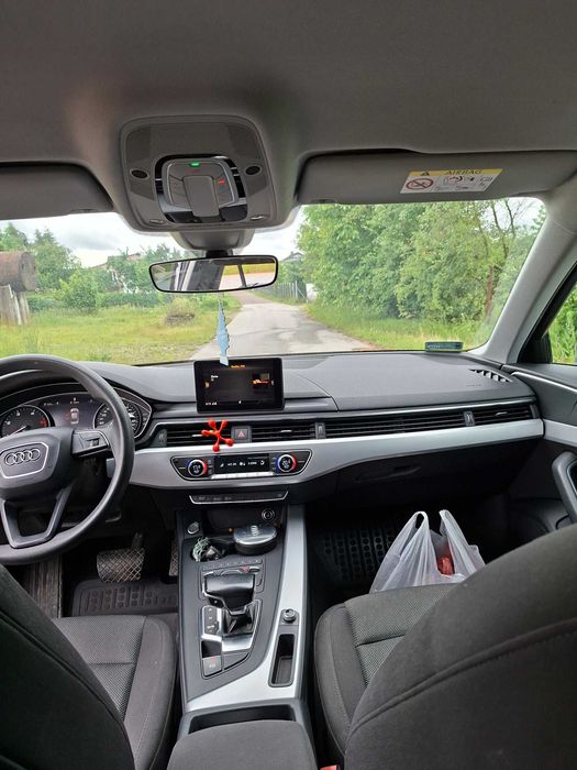 AUDI A4 Limousine
