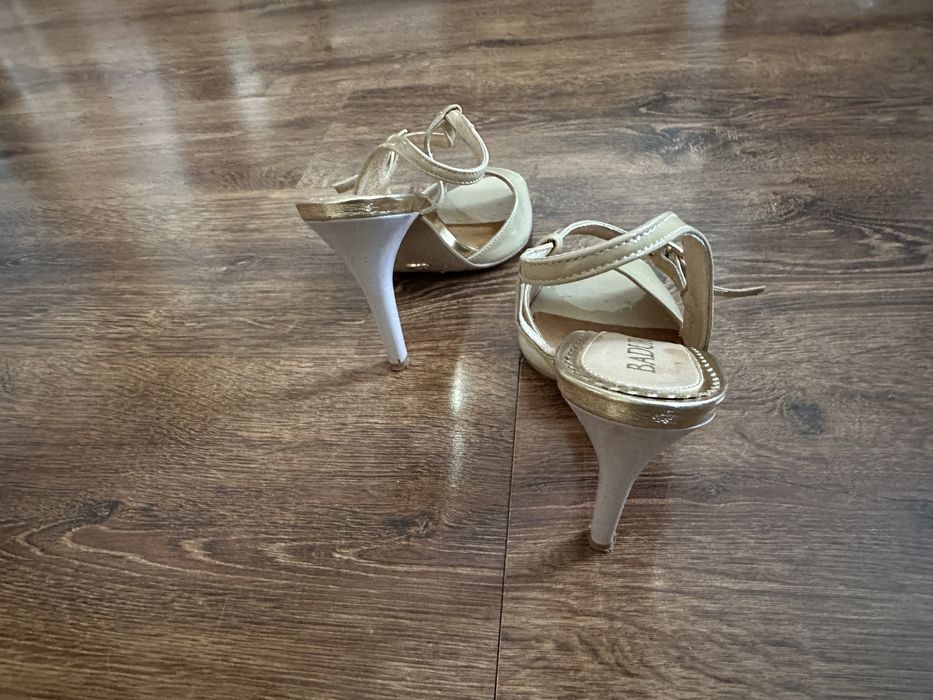 Szpilki Badura rozm. 38