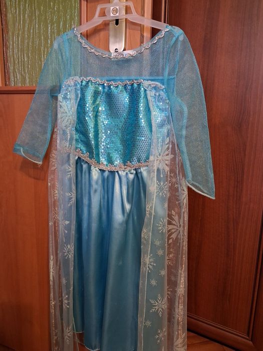 Sukienka Kraina lodu rozmiar 110