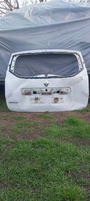 Продам б/у крышку багажника