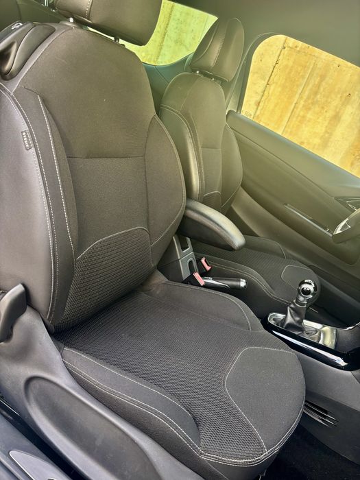 DS DS3 PureTech 82 BVM5 So Chic